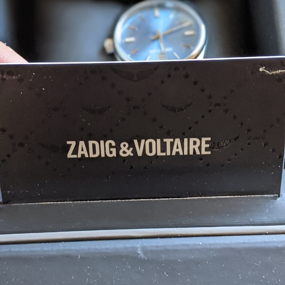 Zadig and Voltaire Unisex Skull Watch - Picture 6 of 10